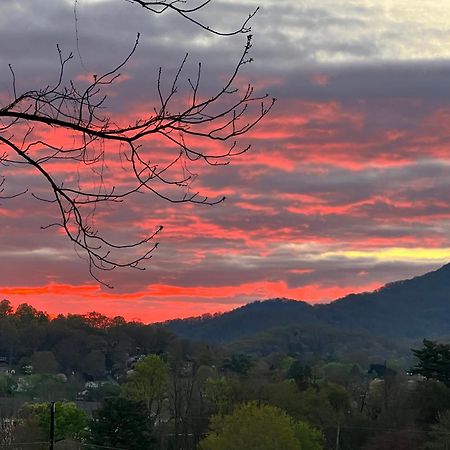 Oak Hill On Love Lane Bed And Breakfast Inn Waynesville Luaran gambar