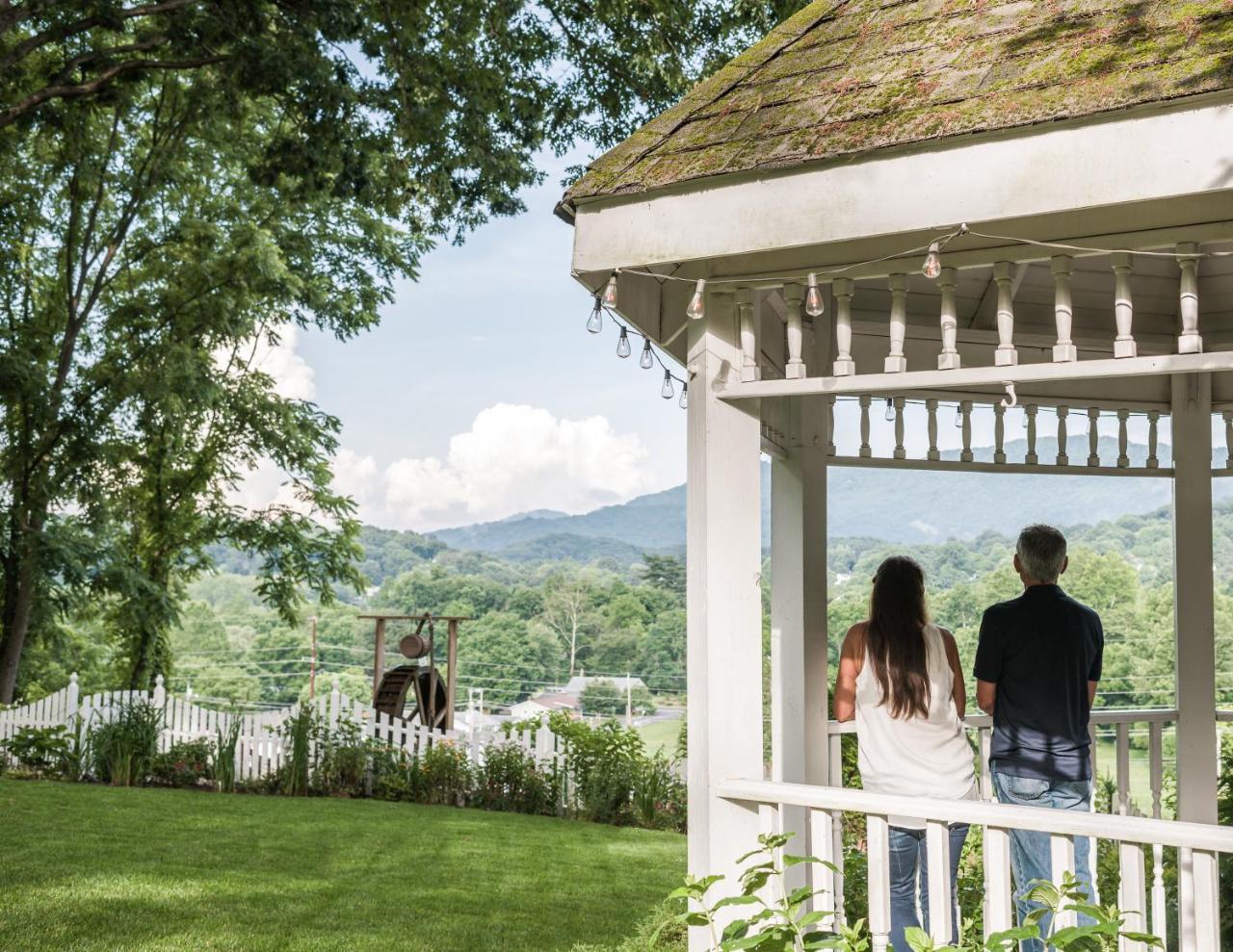 Oak Hill On Love Lane Bed And Breakfast Inn Waynesville Luaran gambar