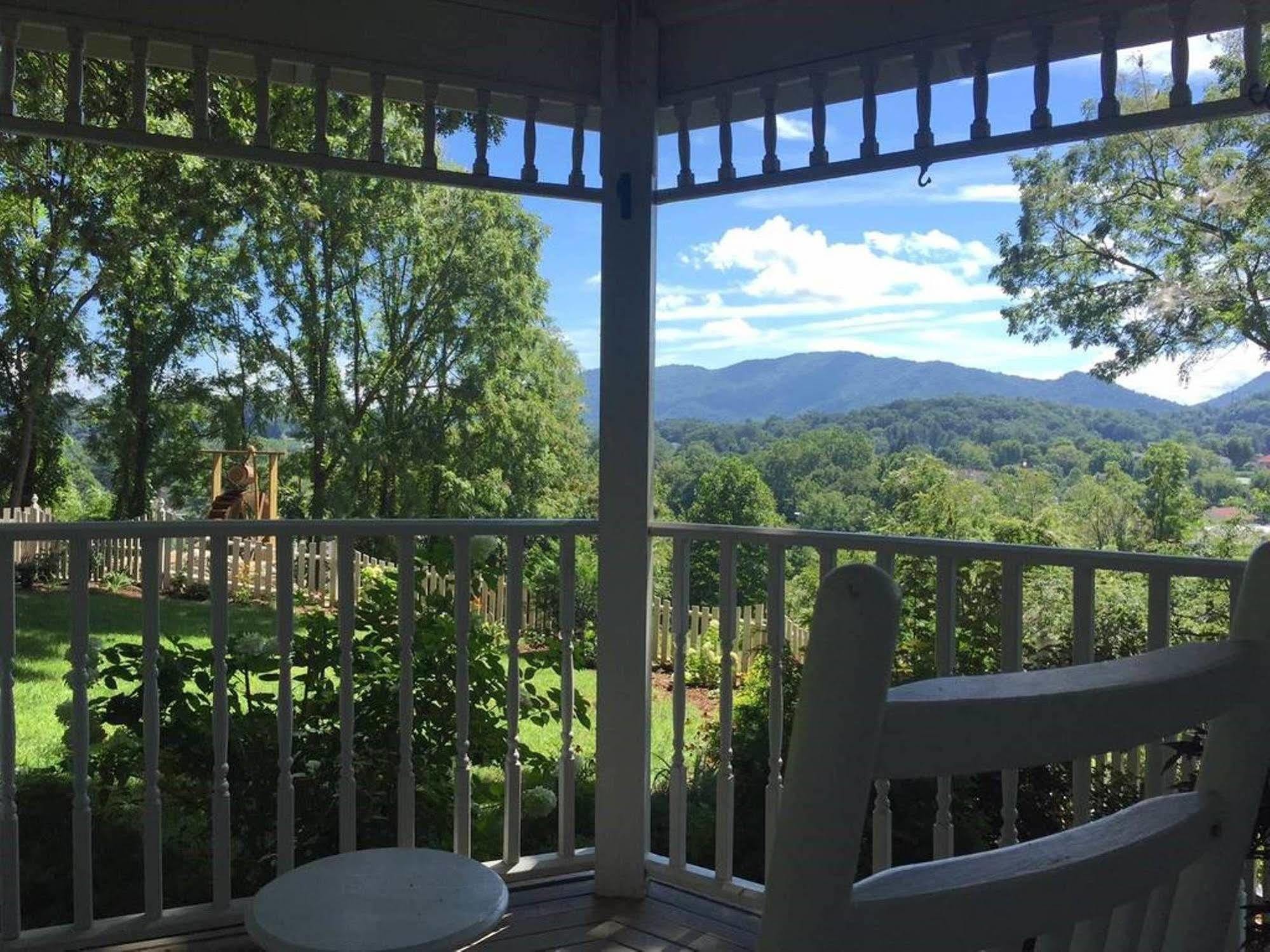 Oak Hill On Love Lane Bed And Breakfast Inn Waynesville Luaran gambar