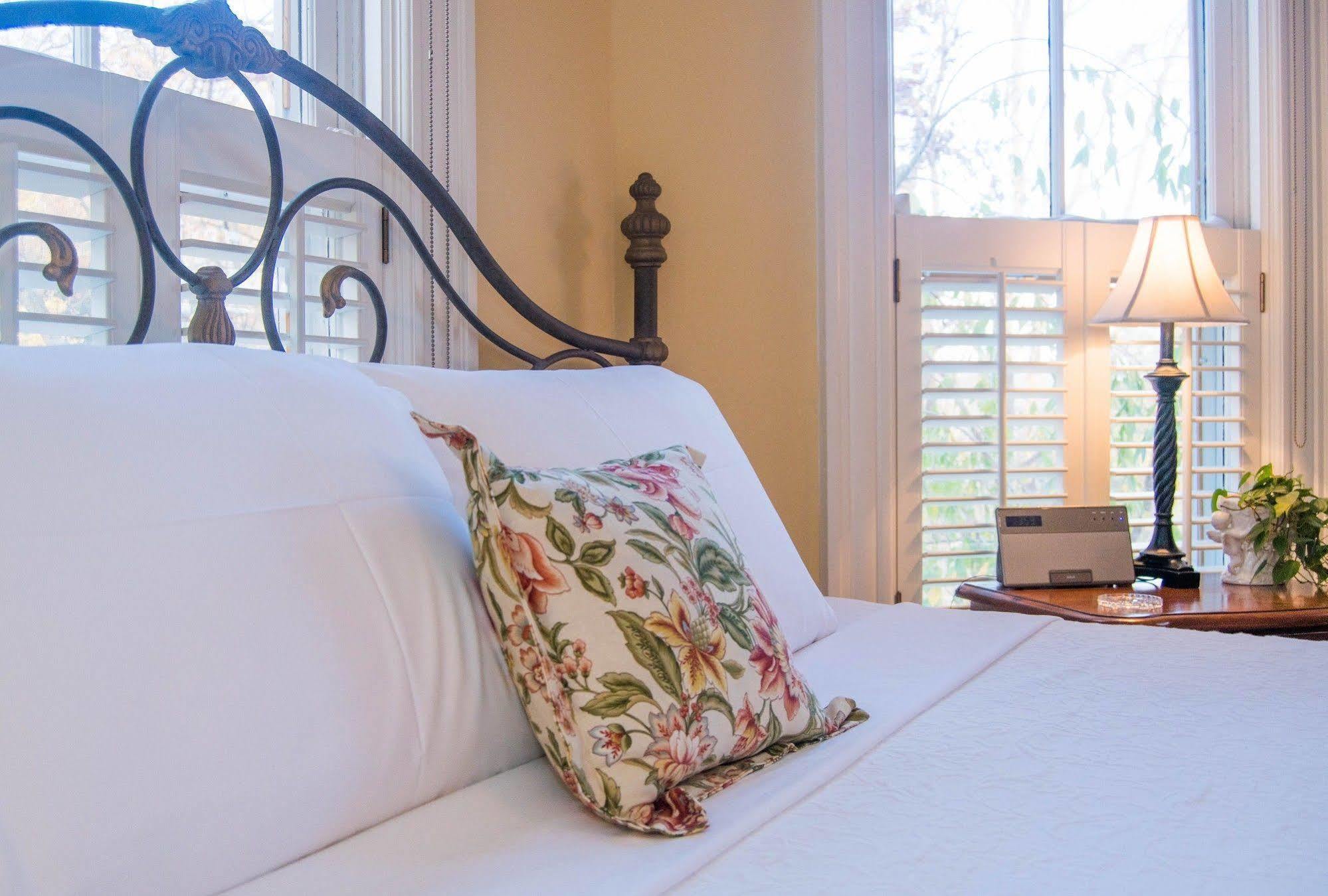 Oak Hill On Love Lane Bed And Breakfast Inn Waynesville Luaran gambar